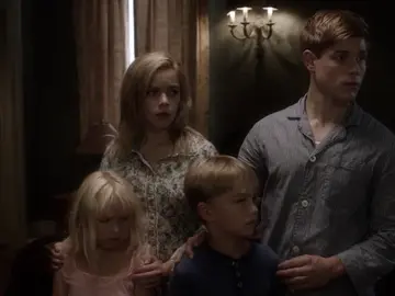 Frame 1.79829 de: Antena 3 estrena la película 'Flores en el ático' Frame 1.79829 de: Antena 3 estrena la película 'Flores en el ático'