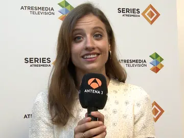 Michelle Jenner: "Es una superproducción fiel al libro" Michelle Jenner: "Es una superproducción fiel al libro"