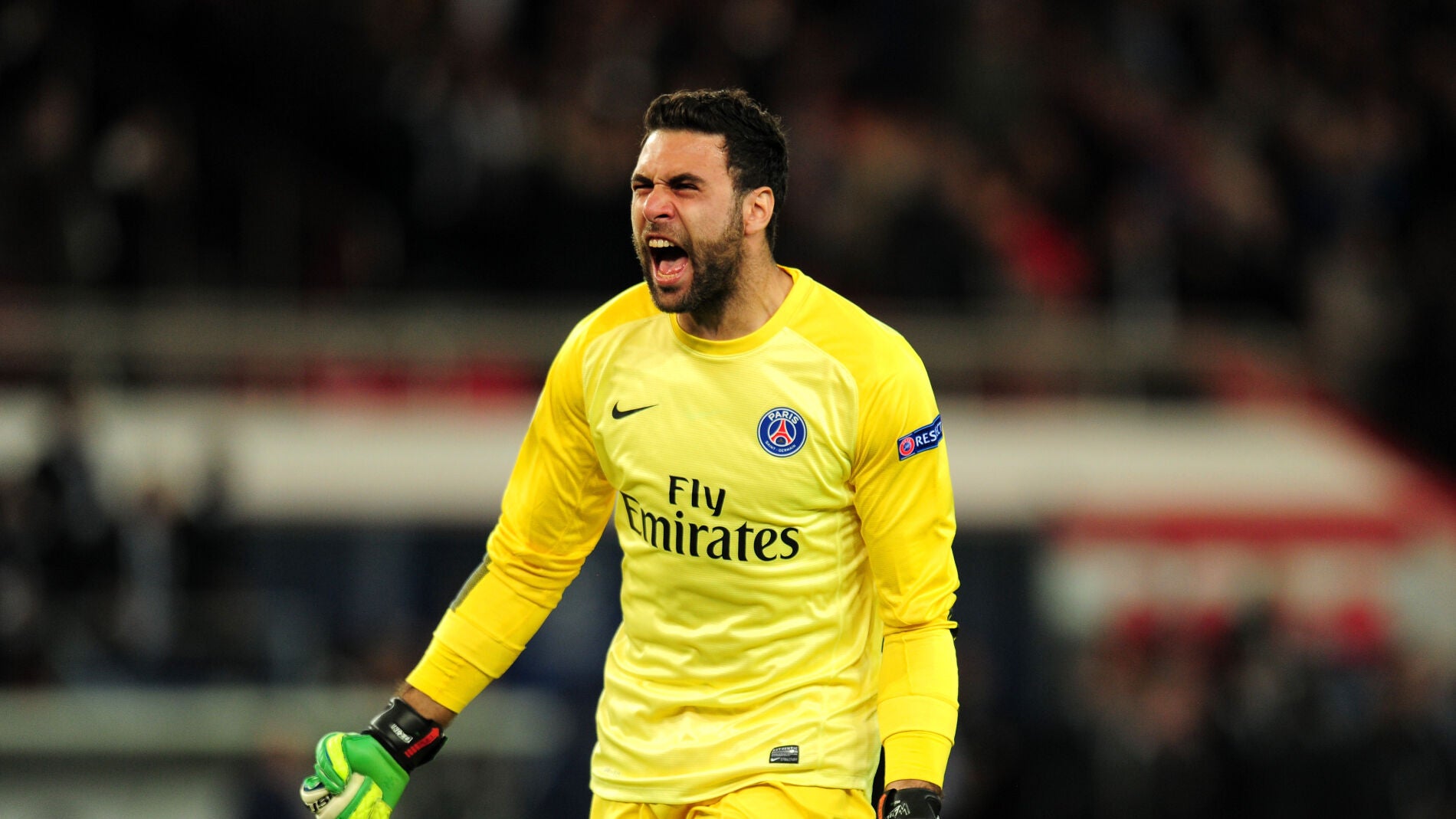 Sirigu con el PSG
