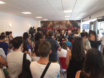 El salón lleno en la presentación de 'La Catedral del Mar'