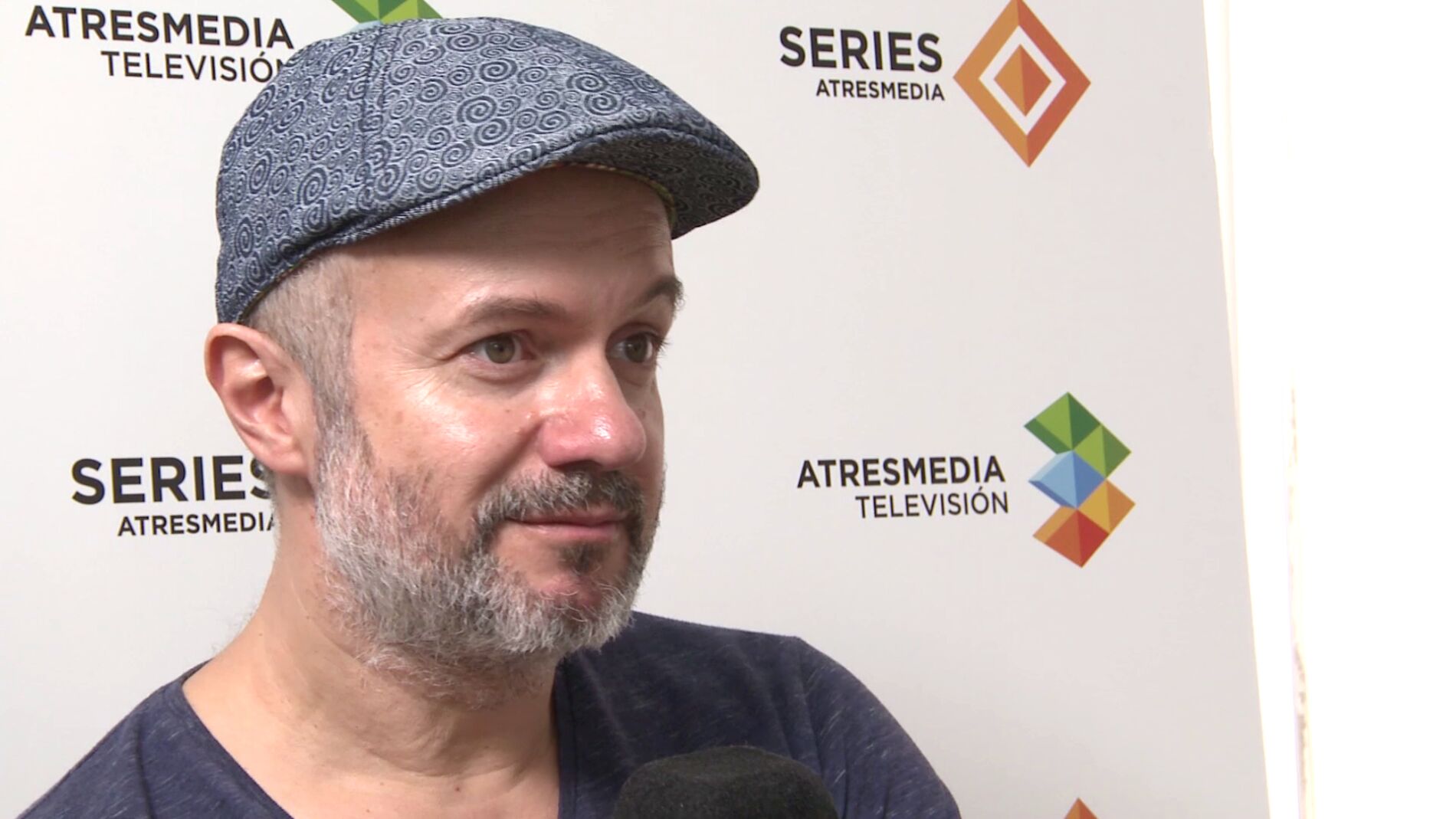 Trist&aacute;n Ulloa: "Los guiones son fant&aacute;sticos, no escatiman en la crudeza de la &eacute;poca" 