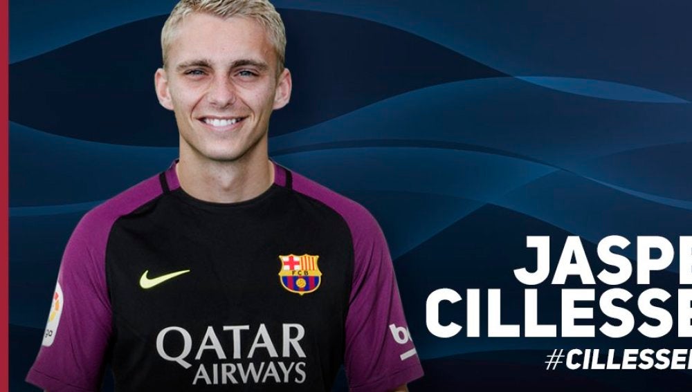 Cillessen posa con la camiseta del Barça