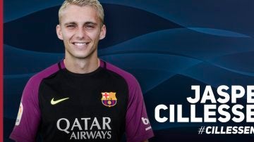 Cillessen posa con la camiseta del Barça