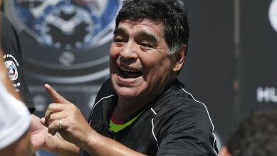 La hija de Maradona responde a las críticas de Dani Alves: 
