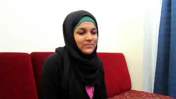 Zuhui, refugiada siria de 17 años que vive en Líbano con su marido libanés Zuhui, refugiada siria de 17 años que vive en Líbano con su marido libanés