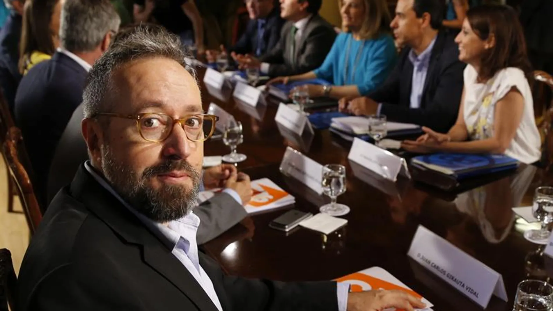 Negociación entre PP y C's Negociación entre PP y C's