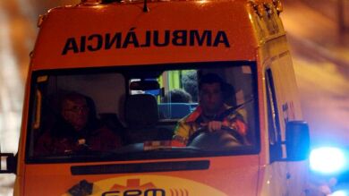 Muere una niña de cuatro años días después de ser rescatada cuando se ahogaba en una piscina de Barcelona