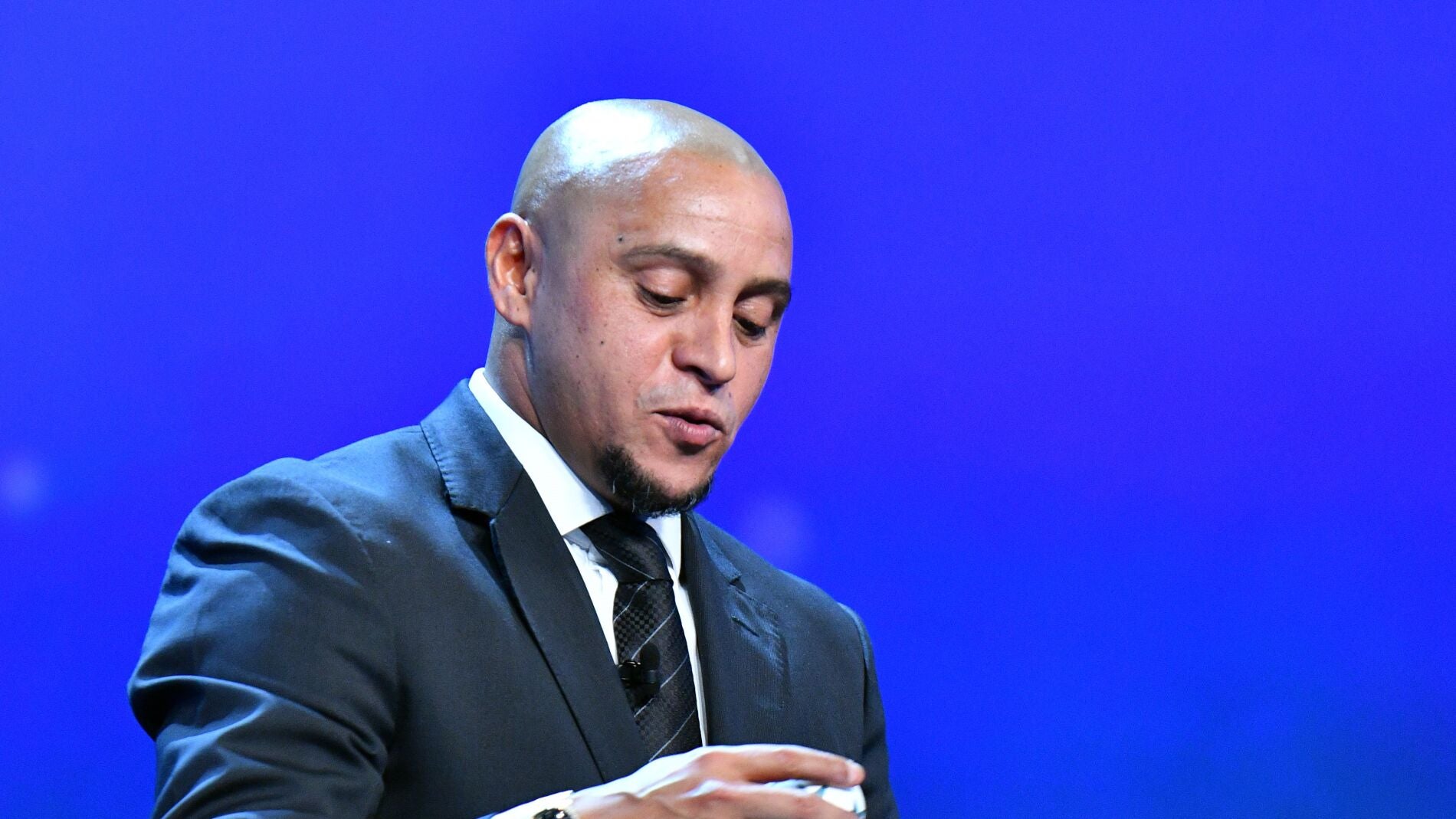 Roberto Carlos, durante el sorteo