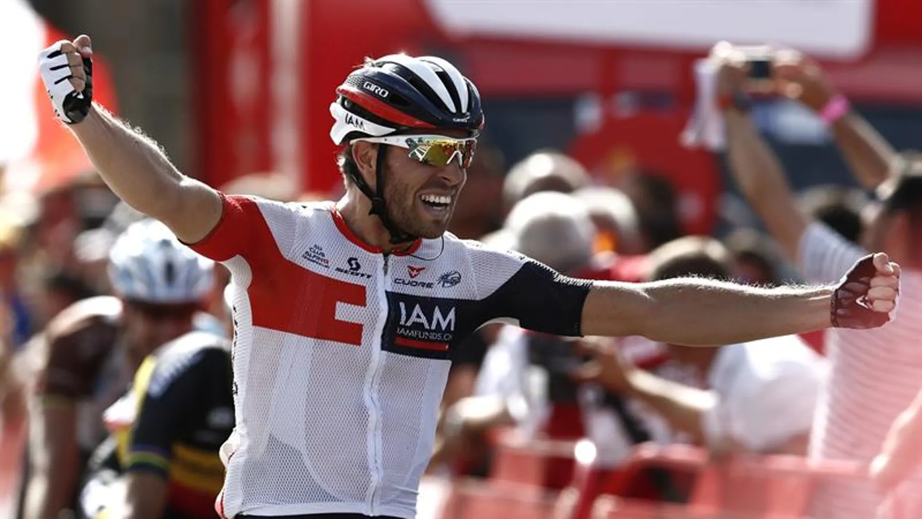 Van Genechten, ciclista del IAM Van Genechten, ciclista del IAM