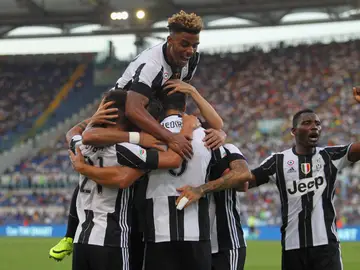 Los jugadores de la Juventus celebran un gol Los jugadores de la Juventus celebran un gol