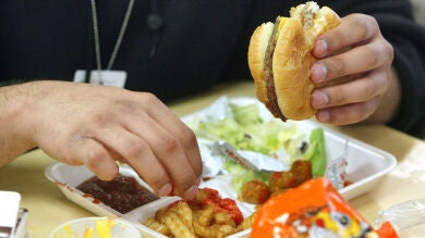 Descubren que la dieta occidental es un factor riesgo para sufrir Alzheimer 
