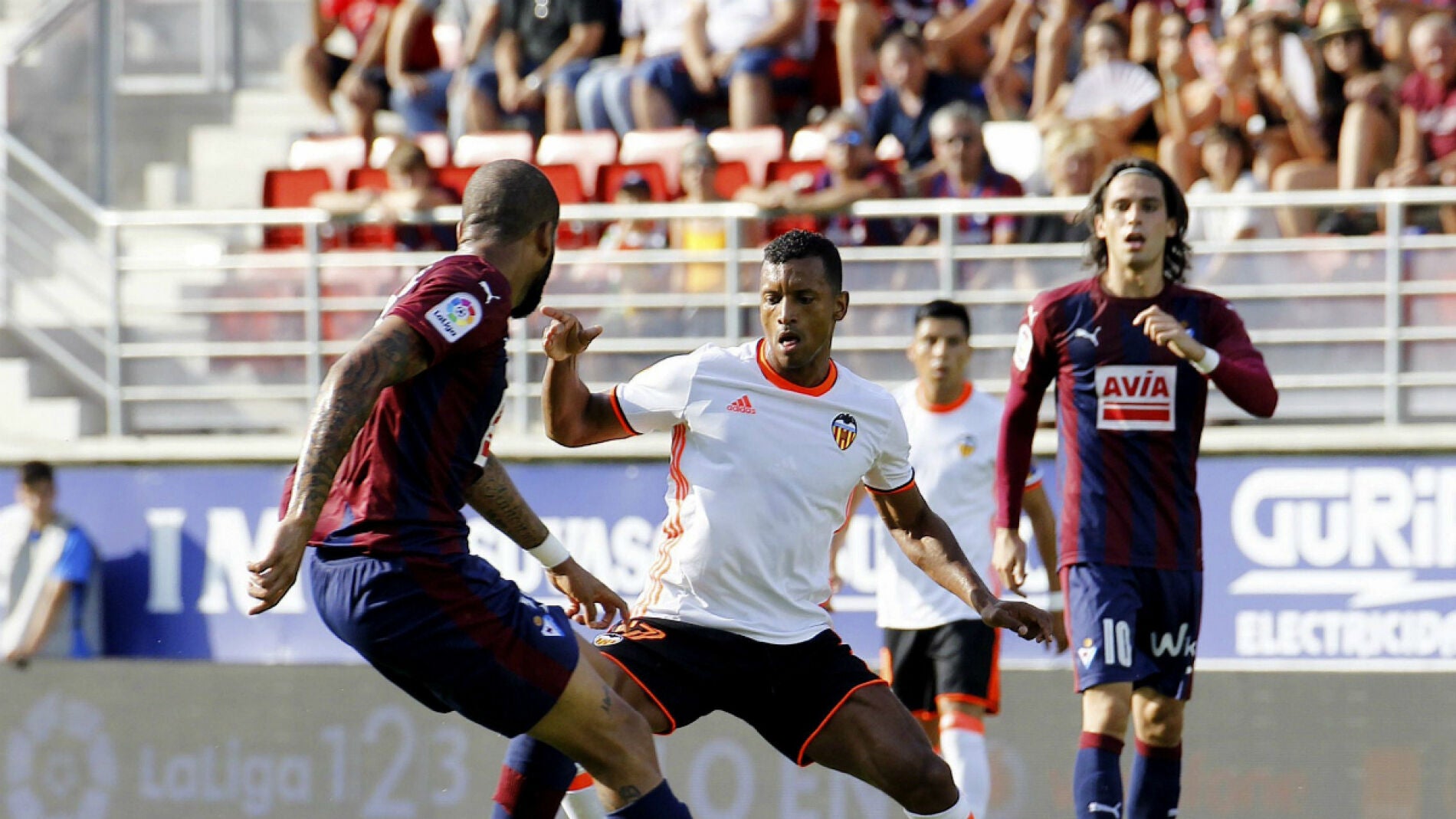 Nani, ante el Eibar