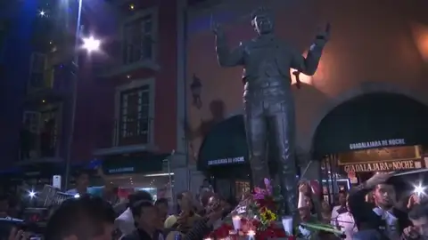Frame 19.777764 de: México llora la muerte del “divo de Ciudad Juárez” Frame 19.777764 de: México llora la muerte del “divo de Ciudad Juárez”