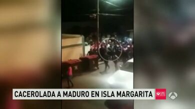 Una fuerte cacerolada obliga a Maduro a escapar de la gente en Isla Margarita