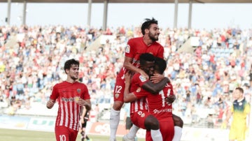 El Almería celebra un gol