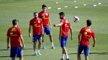 Diego Costa, en un entrenamiento con España