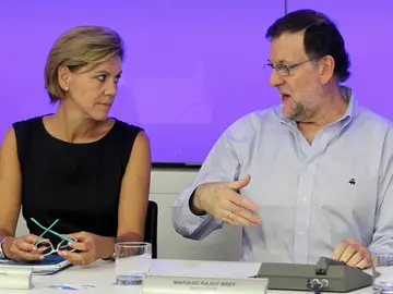 María Dolores de Cospedal, junto a Mariano Rajoy en el Comité Nacional María Dolores de Cospedal, junto a Mariano Rajoy en el Comité Nacional