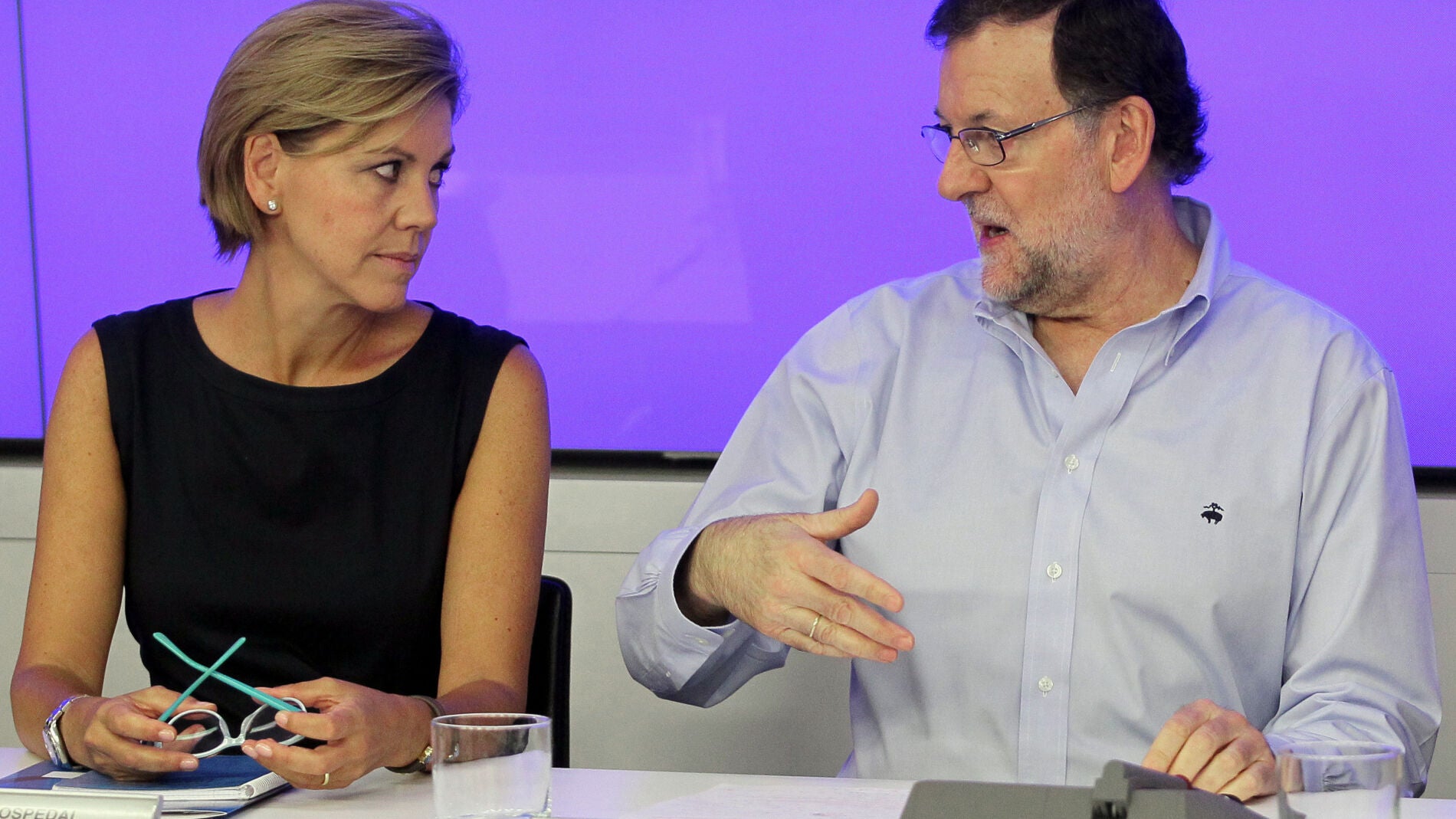 Mar&iacute;a Dolores de Cospedal, junto a Mariano Rajoy en el Comit&eacute; Nacional