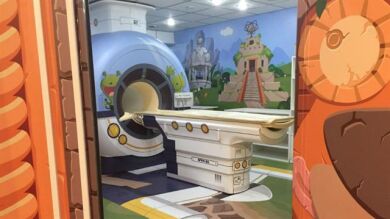 Un hospital argentino transforma el escáner infantil en una aventura extraterrestre para que los niños no lo teman