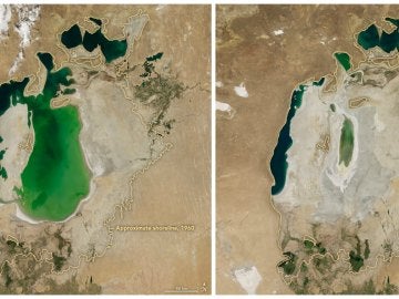 El Mar de Aral en el año 2000 en comparación con la imagen de la derecha ha sido tomada este mismo año.