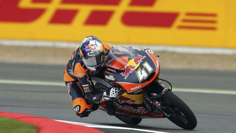 Brad Binder gana el GP de Gran Bretaña de Moto3