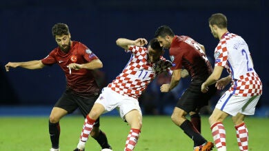 Croacia y Turquía firman un empate a puerta cerrada en su carrera a Rusia