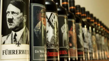 Botellas del 'vino de Hitler' vendidas en Italia