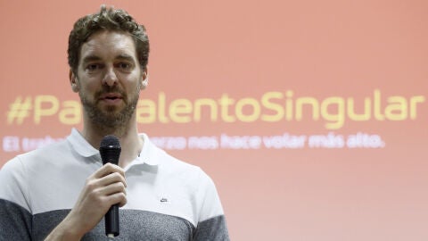 Pau Gasol habla durante un acto en Espa&ntilde;a