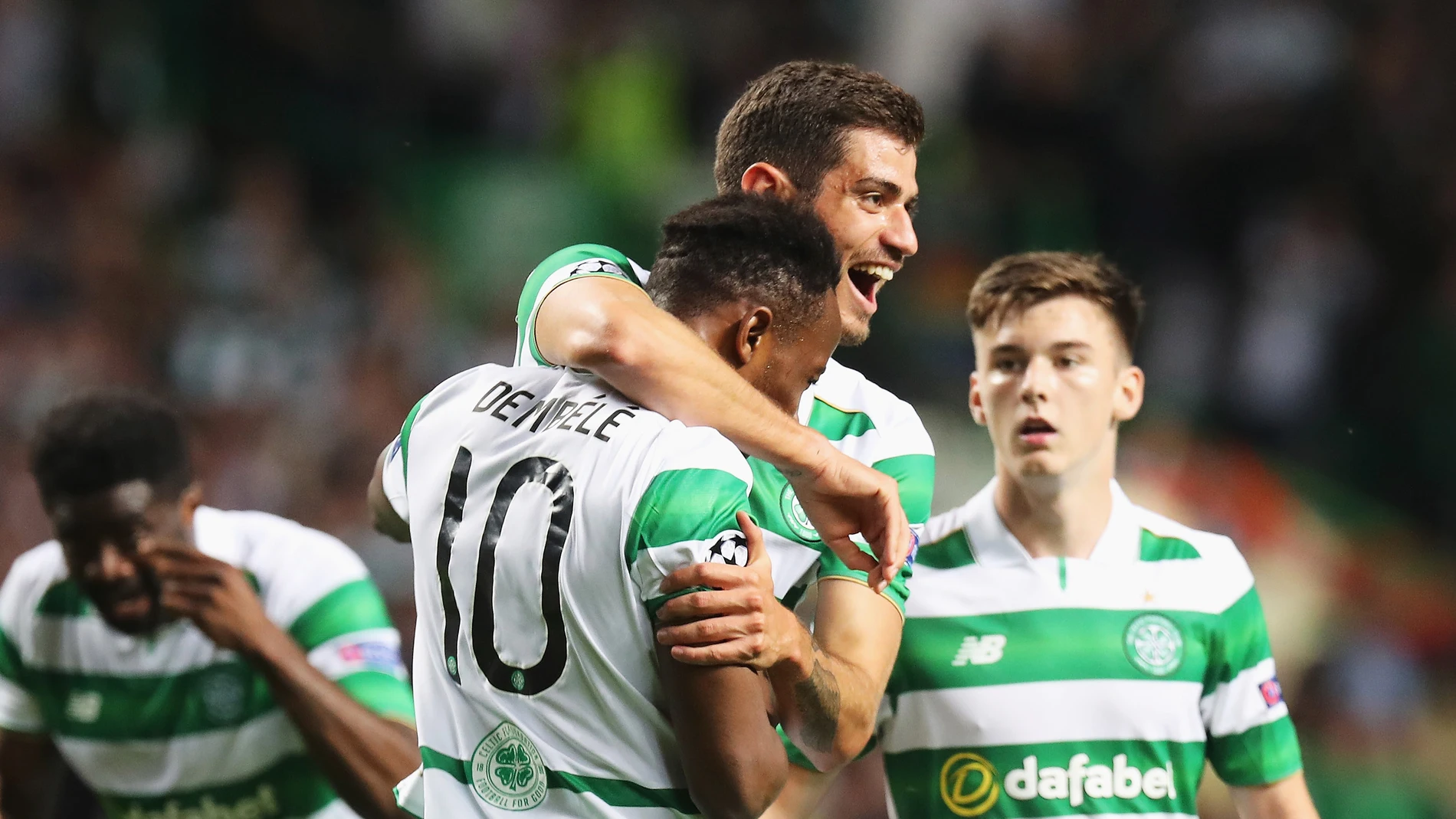 El Celtic arrolla a los Rangers en el derbi escocés