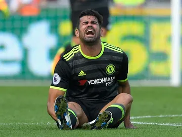 Diego Costa se duele Diego Costa se duele