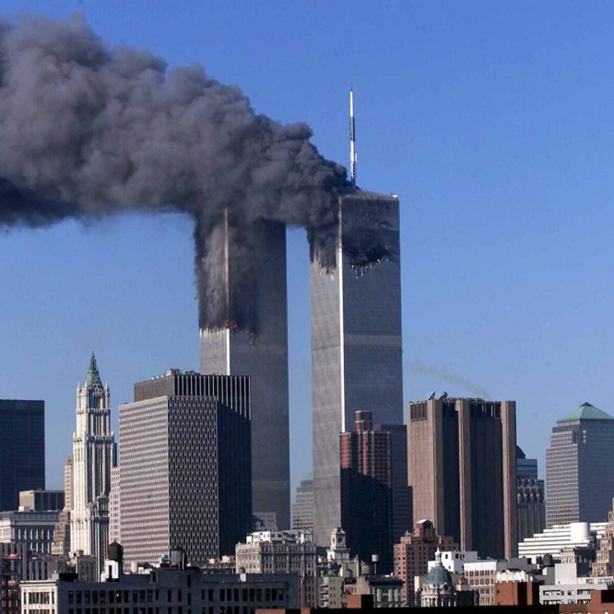 Las claves científicas de por qué se derrumbaron las Torres Gemelas tras el  impacto de los aviones el 11-S