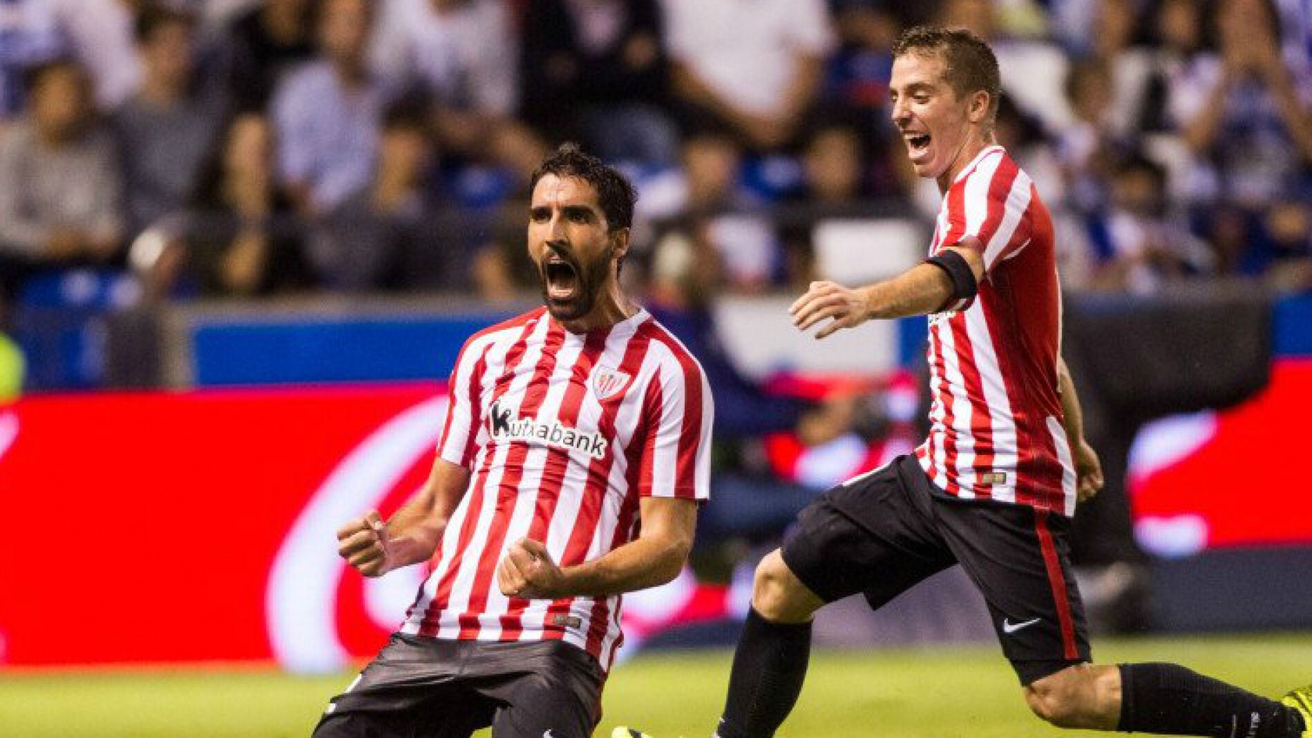 Ra&uacute;l Garc&iacute;a celebra un gol