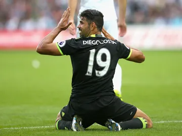 Diego Costa lamenta una acción en un partido con el Chelsea Diego Costa lamenta una acción en un partido con el Chelsea
