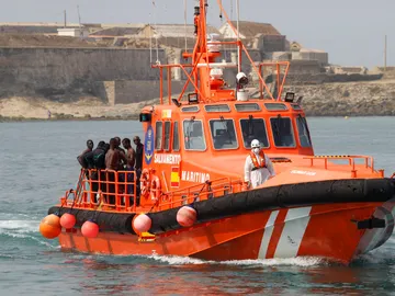 Imagen de archivo de una embarcación de Salvamento Marítimo Imagen de archivo de una embarcación de Salvamento Marítimo