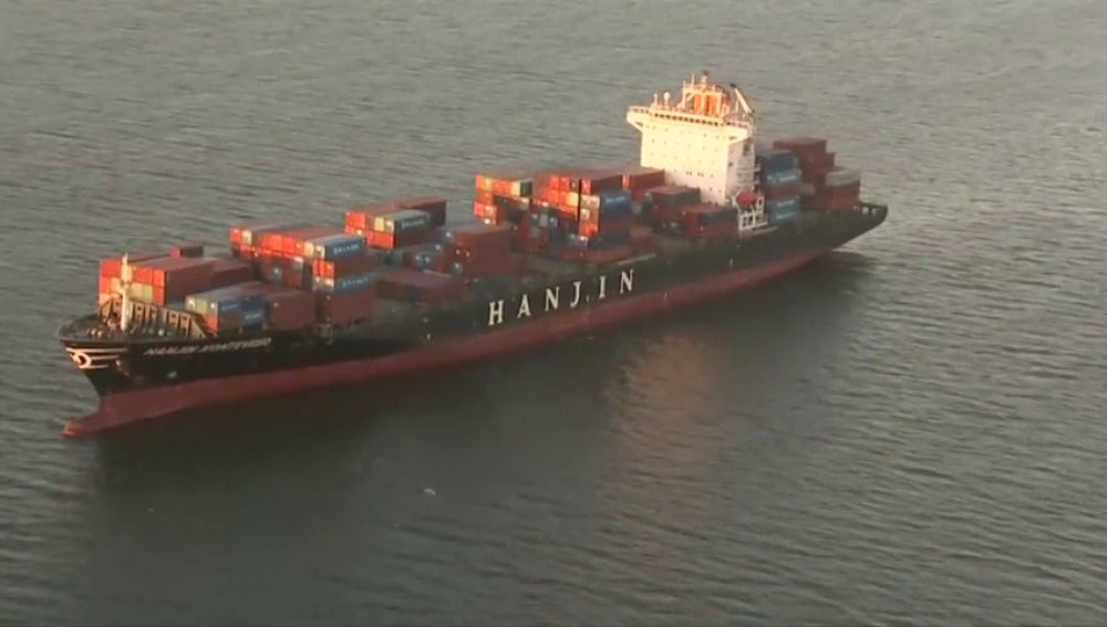 Frame 31.361726 de: Noventa buques cargados con mercancías de China están bloqueados en alta mar