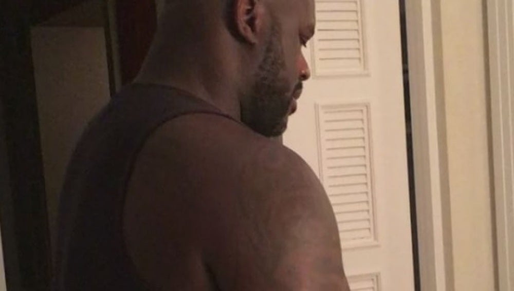 Shaquille O'Neal bailando al ritmo de Kayne West.