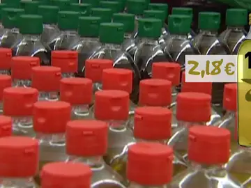 Frame 5.048704 de: En algunas grandes superficies el litro de aceite se vende a poco más de dos euros Frame 5.048704 de: En algunas grandes superficies el litro de aceite se vende a poco más de dos euros