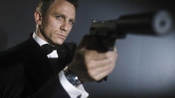 Daniel Craig como James Bond