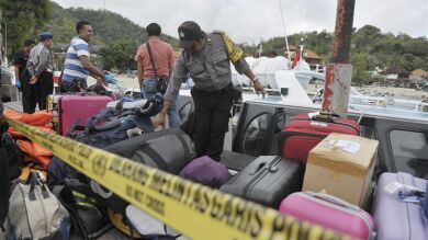 Cuatro españoles heridos, uno en la UCI con fractura en el cráneo, en el naufragio de un ferry en Bali