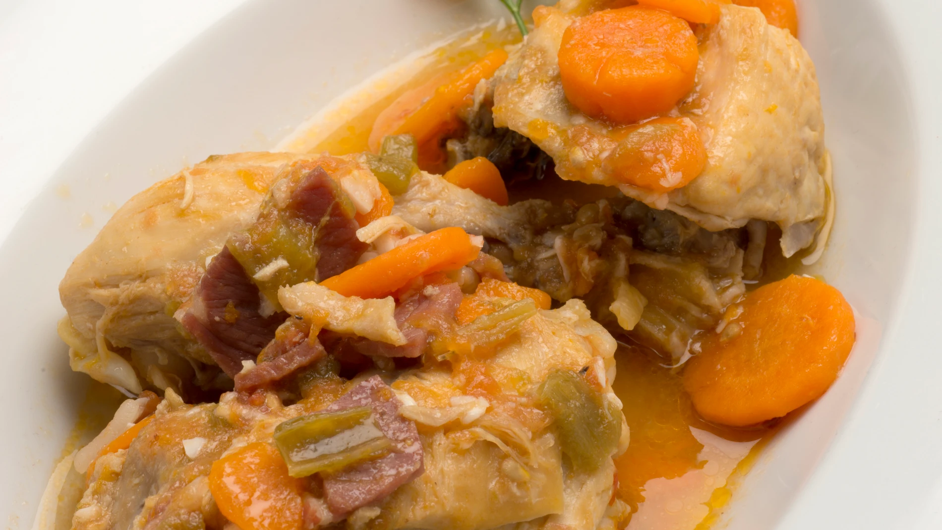 Pollo guisado