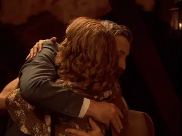 Alfonso se marcha en busca de Mariana Alfonso se marcha en busca de Mariana