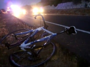 Frame 13.6455 de: Un policía local de Palma muere al ser atropellado por una conductora ebria