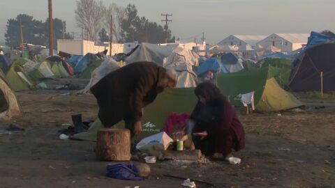 Frame 58.048058 de: Oxfam Interm&oacute;n denuncia el fracaso de Europa en el acogimiento de refugiadoS