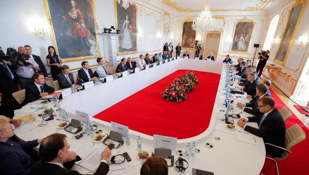   Vista general durante la cumbre informal de jefes de Estado y de Gobierno de la Unión Europea que tiene lugar en Bratislava. 