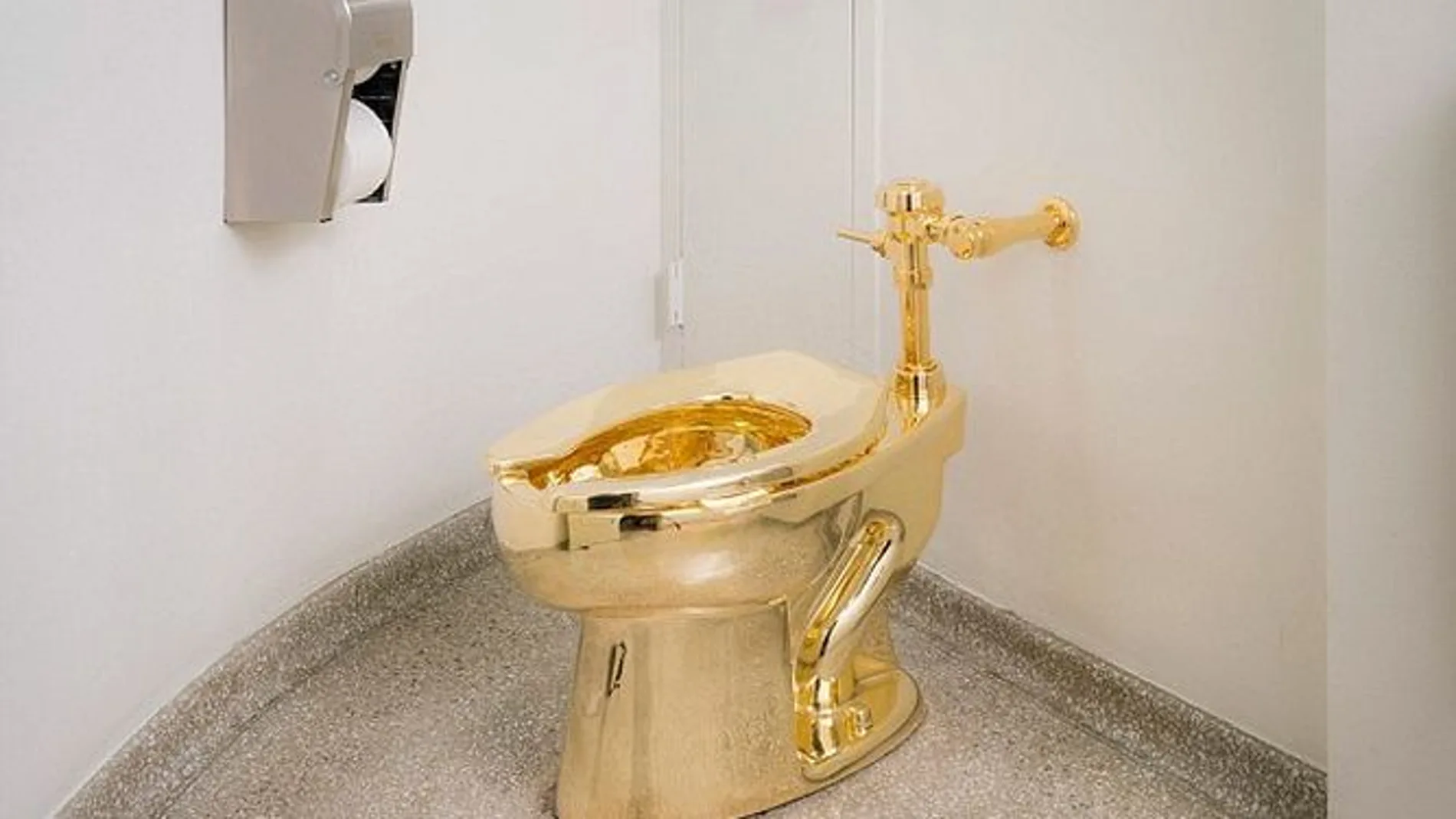 Inodoro de oro ubicado en el Museo Guggenheim de Nueva York. Inodoro de oro ubicado en el Museo Guggenheim de Nueva York.