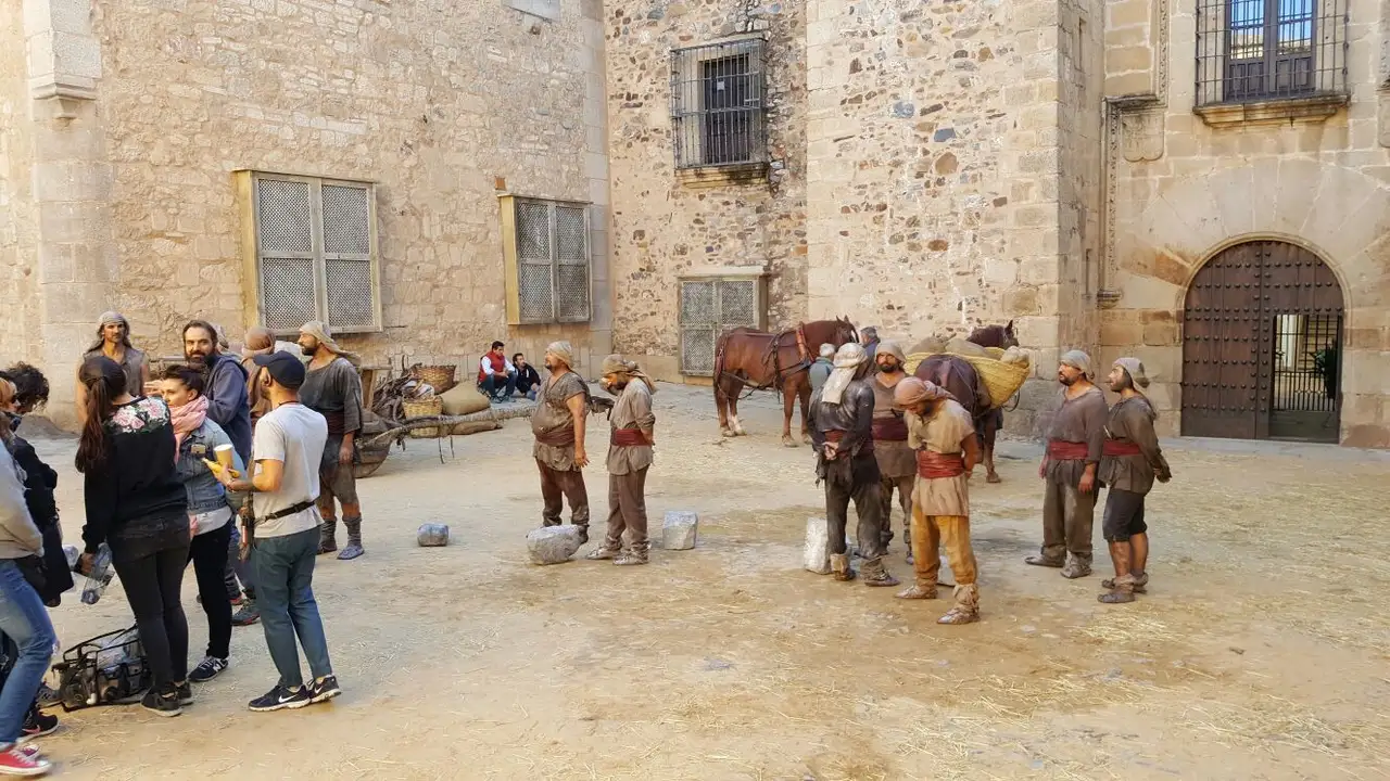 Descubre un adelanto del rodaje de 'La Catedral del Mar' en Cáceres