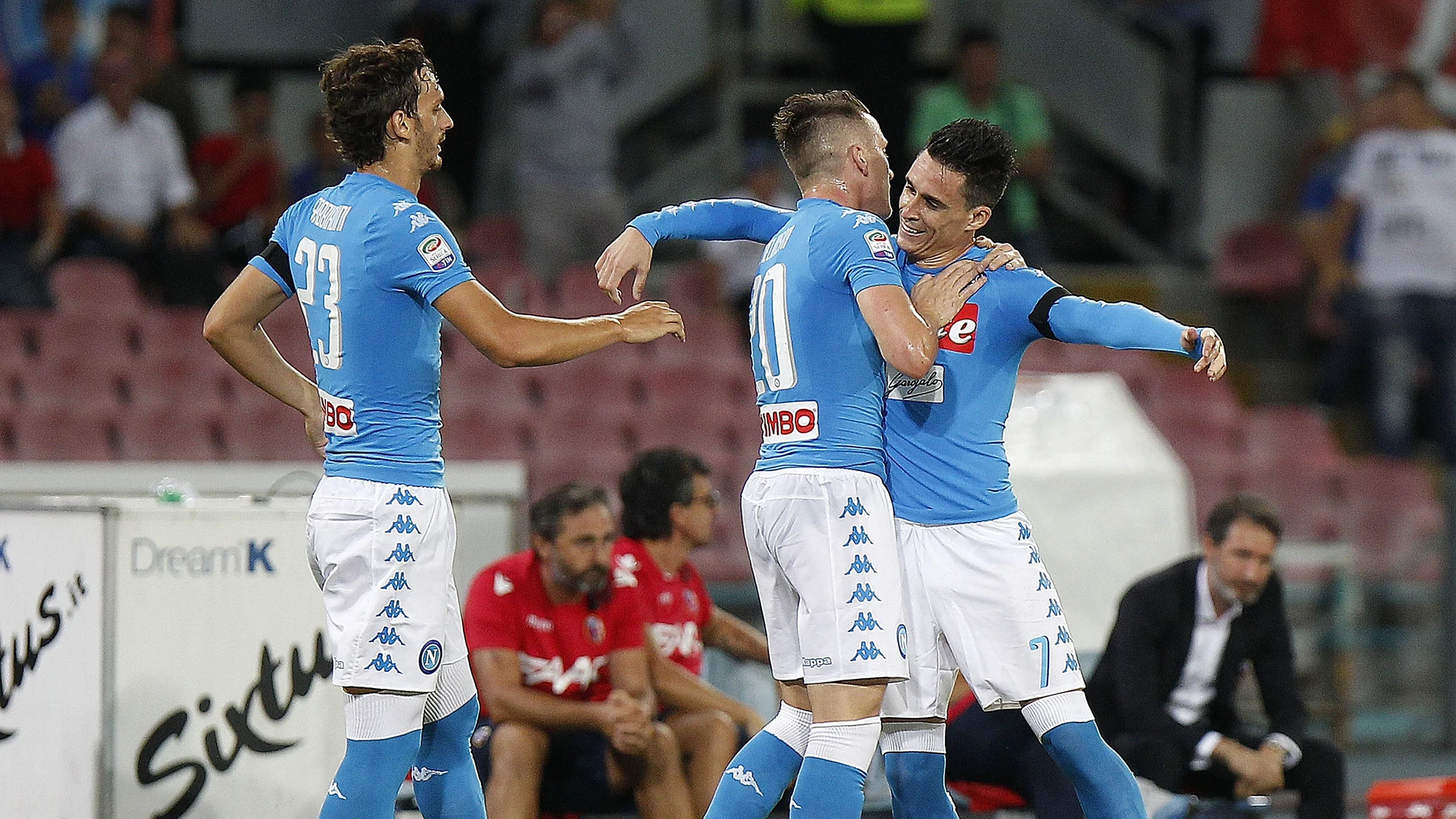 Callejón celebra el 1-0 frente al Bolonia Callejón celebra el 1-0 frente al Bolonia