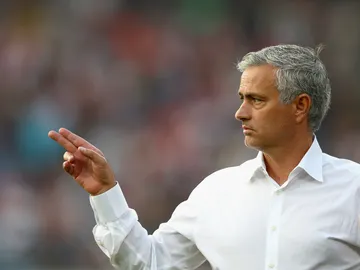Mourinho confía en que Pogba mejorará con la ayuda del equipo Mourinho confía en que Pogba mejorará con la ayuda del equipo