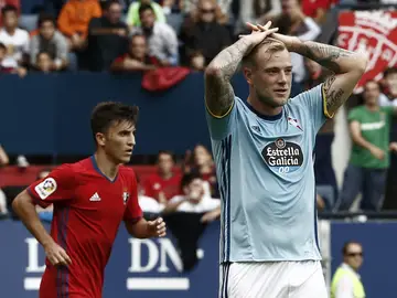 Guidetti se lamenta tras una ocasión fallada Guidetti se lamenta tras una ocasión fallada