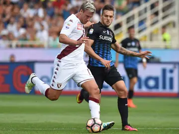 Maxi López, en un partido con el Torino Maxi López, en un partido con el Torino